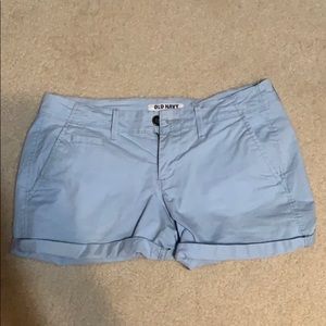 ☁️ Light blue mid rise twill shorts